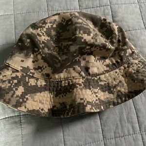 Green Cameo Bucket Hat